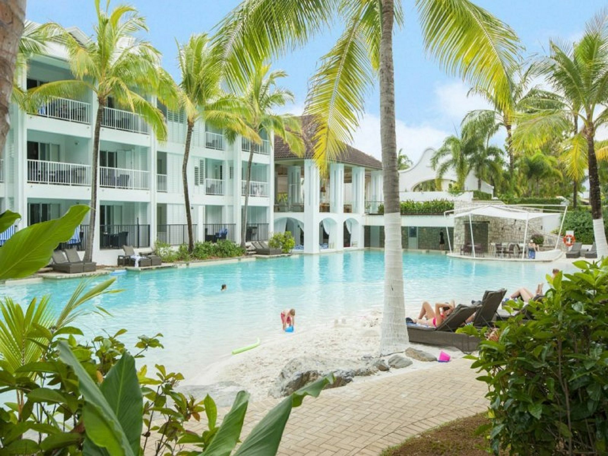 Beach Club Port Douglas Luxury Apartments Εξωτερικό φωτογραφία